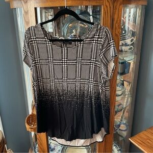 Alfani Black and White Short Sleeve Houndstooth Ombre Top XL